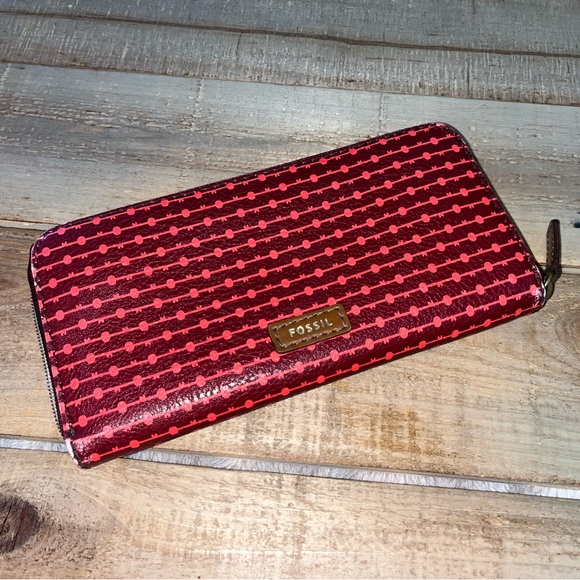 Fossil Bags Fossil Wallet Poshmark